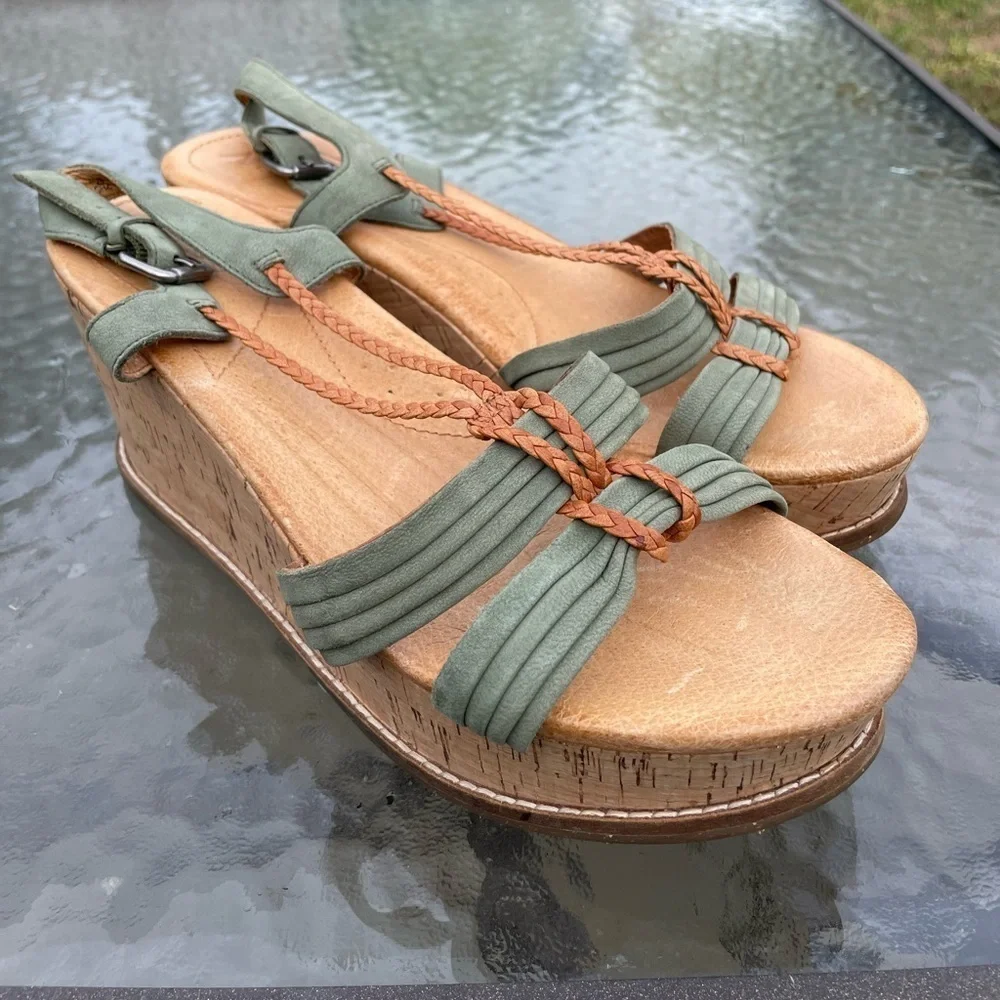 Anthropologie Naya Nalisha Wedge Sandal sage Green Size 10